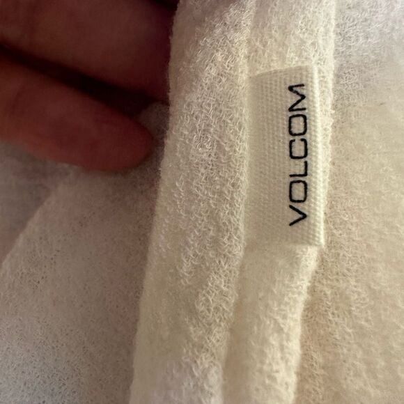 VOLCOM Women’s Best Fest Handkerchief Hem Strappy Sundress White/Gray Size Small - Picture 12 of 16